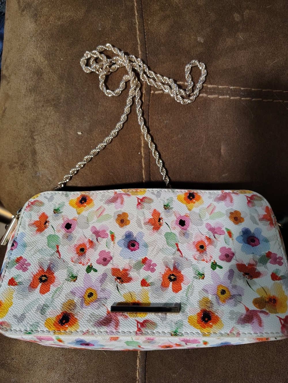 41 Hawthorn Floral Chain Strap Crossbody Bag - White Multi